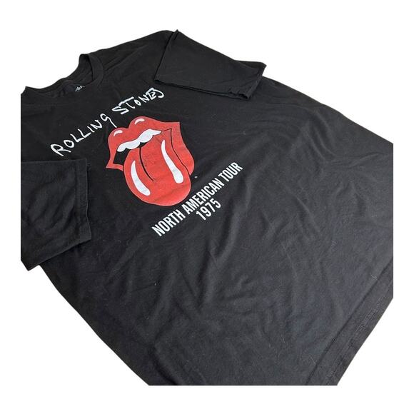 Rolling Stones Red Tongue Graphic Black Tee Size 2X - Picture 2 of 3